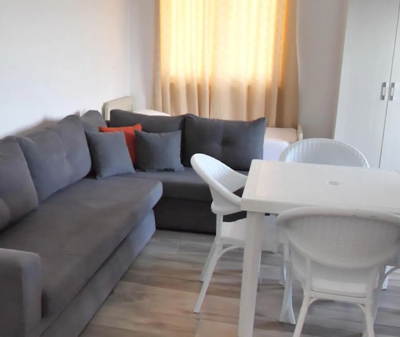 Hotel Gjoleka Velipoje Apartment