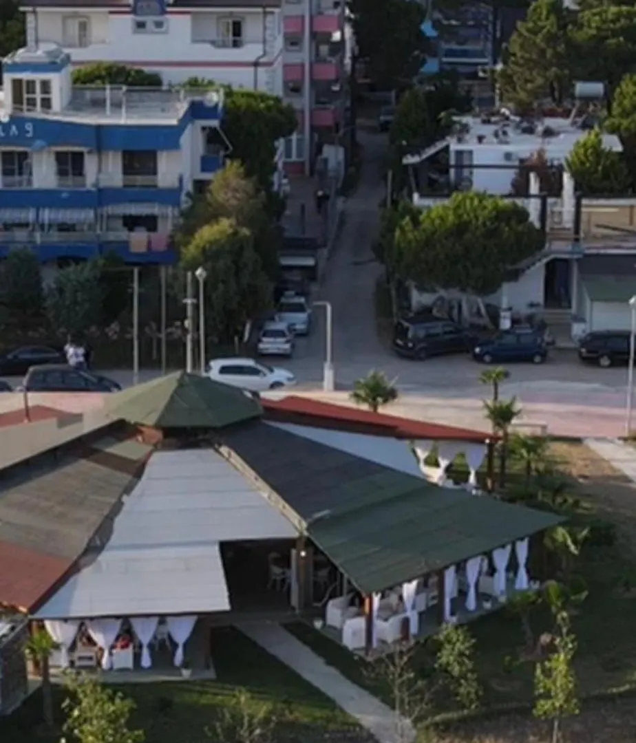 Apartment Hotel Gjoleka Velipoje