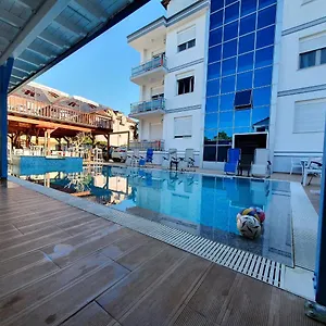 Hotel Brian, Velipoje